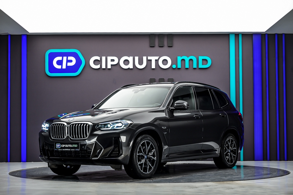 BMW X3 2022 - 106 000 km - Plug-in Hybrid - Automată