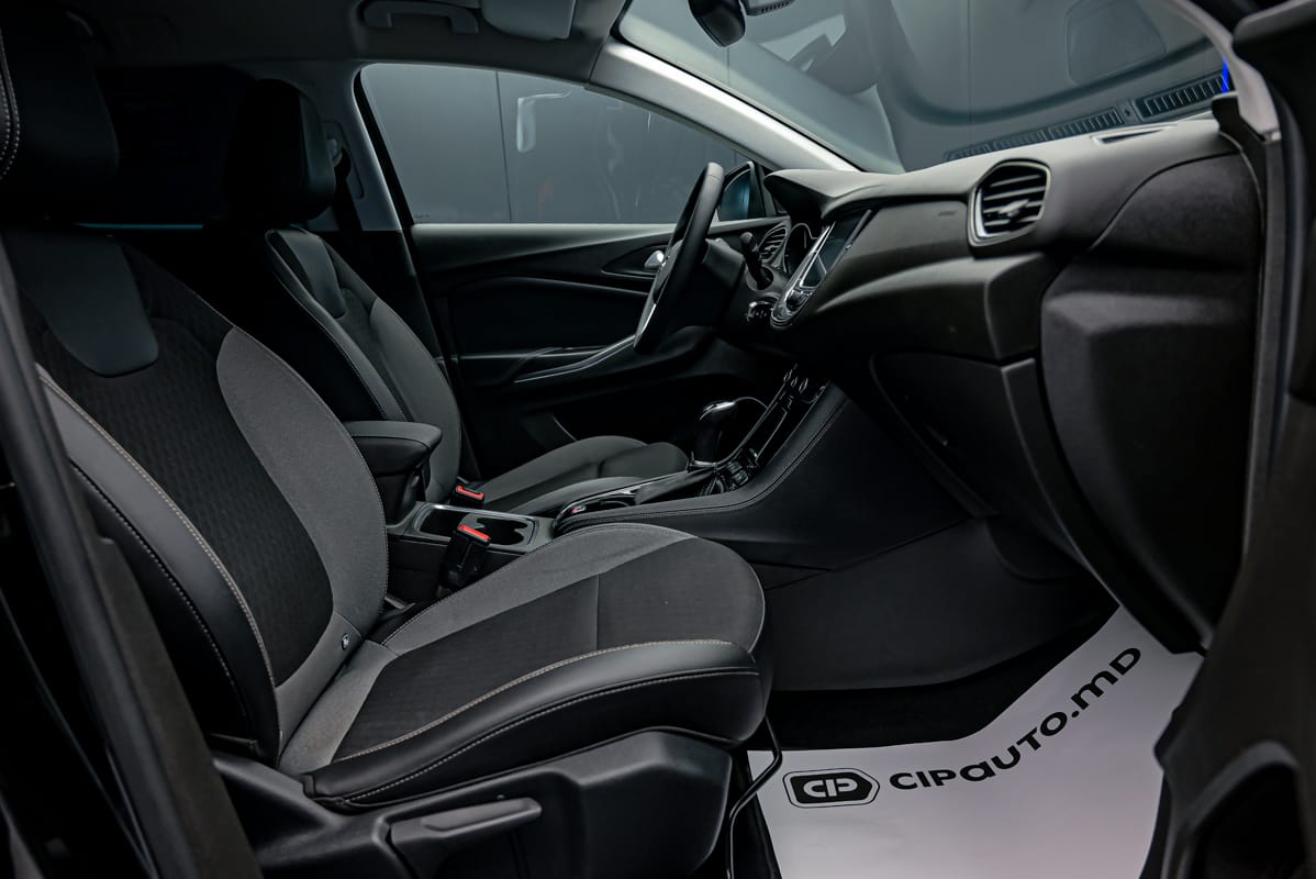 Opel Grandland X 2021 13/14