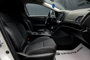 Renault Megane 2022 6/13