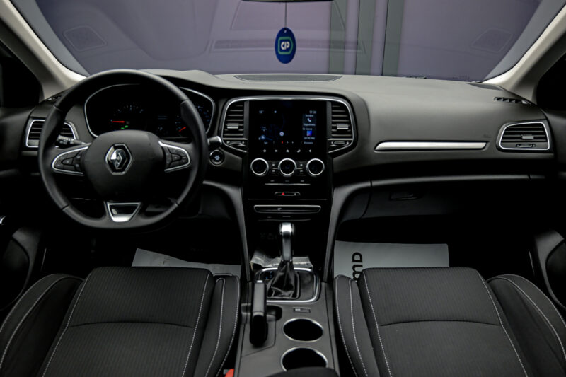 Renault Megane 2022 5/13