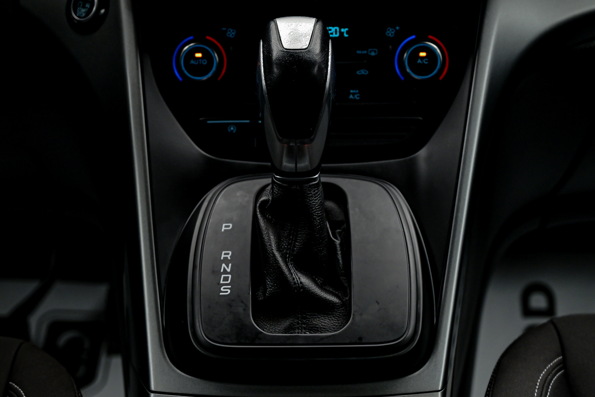Ford Kuga 2017 12/14