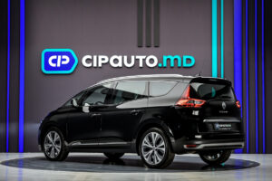 Renault Grand Scenic 2017 2/15