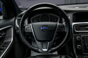 Volvo V60 2014 10/13