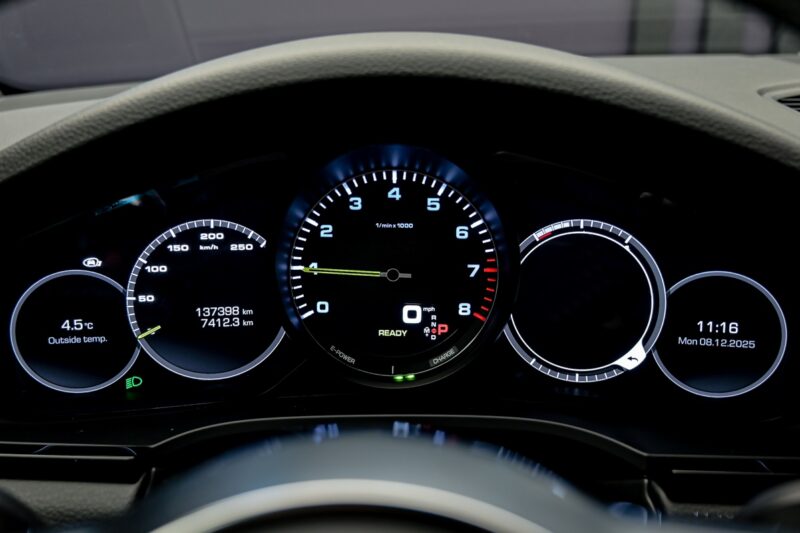 Porsche Cayenne 2019 8/16