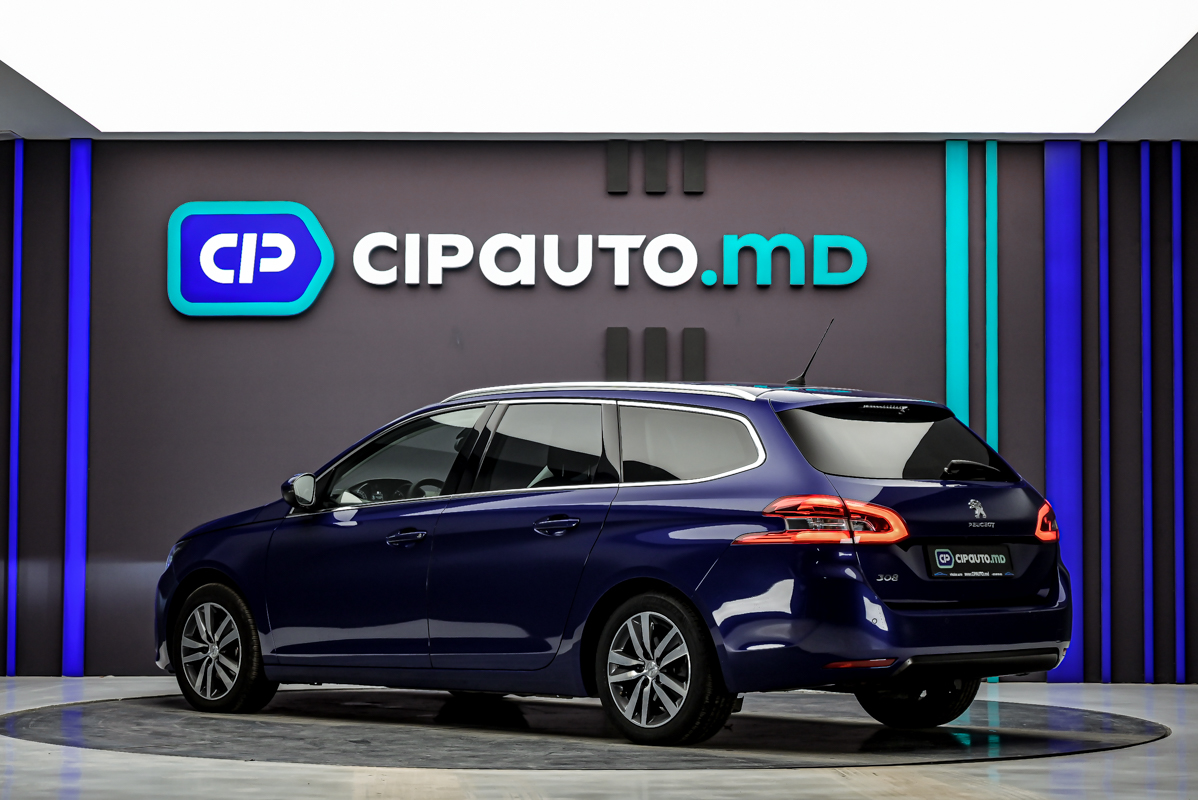 Peugeot 308 2018 2/15
