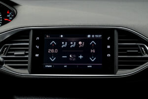 Peugeot 308 2018 10/15