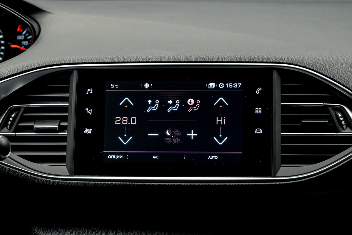 Peugeot 308 2018 10/15