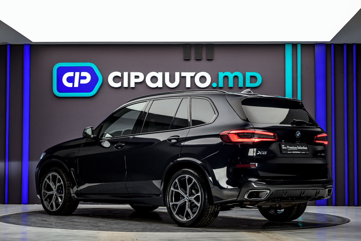 BMW X5 45e2019 2/17