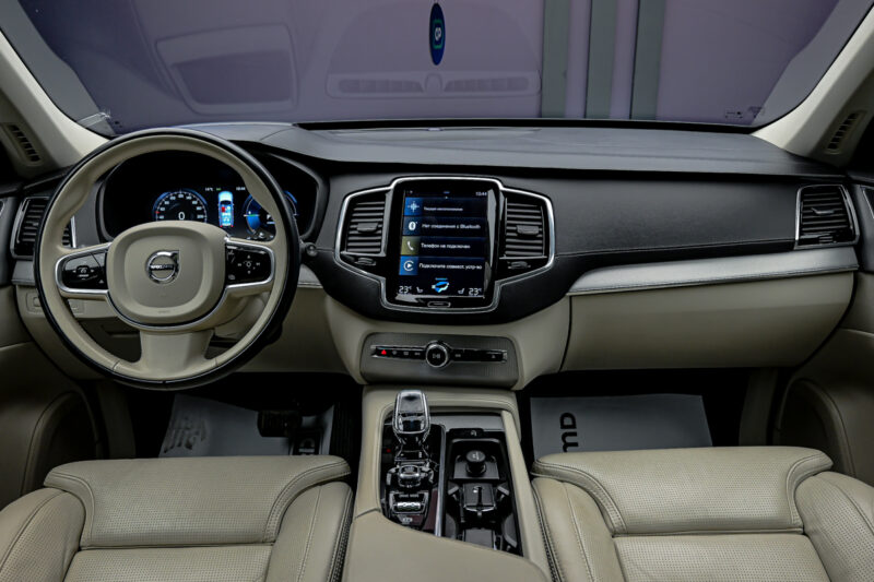 Volvo XC90 2019 5/17