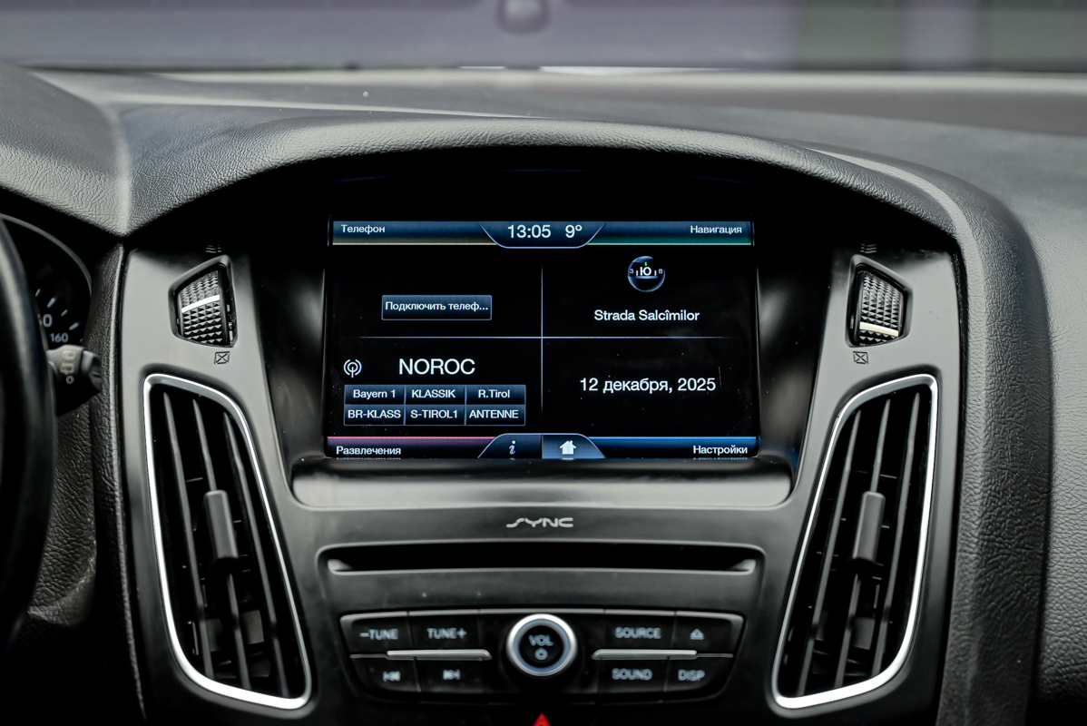 Ford Focus 2016 10/13