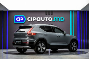 Volvo XC40 2021 3/11