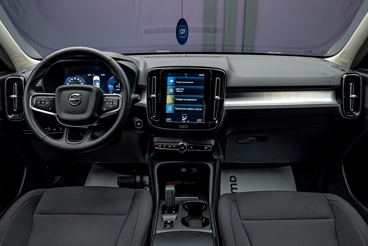 Volvo XC40 2021 5/11