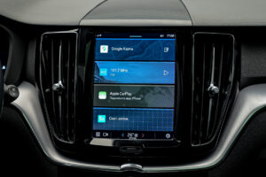 Volvo XC60 2021 10/14