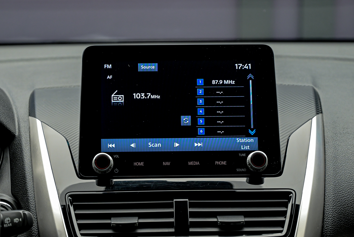 Mitsubishi Eclipse Cross 2023 10/16