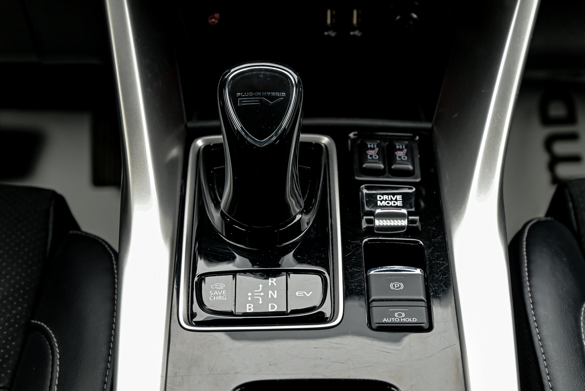 Mitsubishi Eclipse Cross 2023 12/16