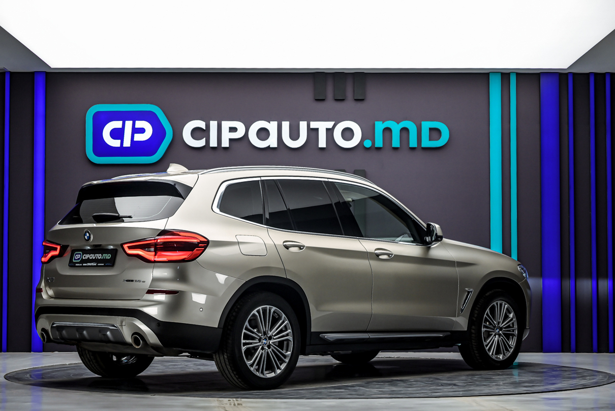 BMW X3 30e2020 3/15