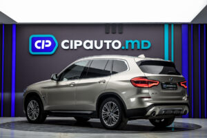 BMW X3 30e2020 2/15