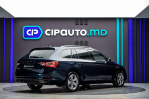 Skoda Superb iV2021 3/16