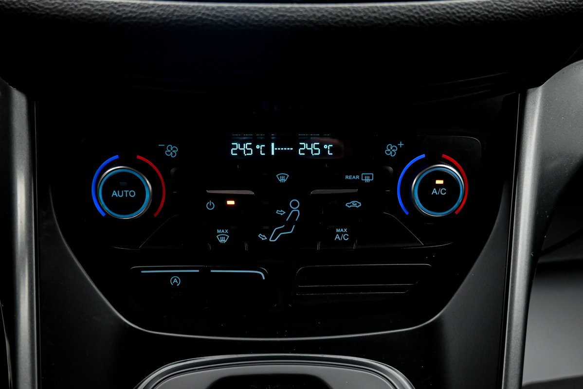 Ford Kuga 2017 11/14