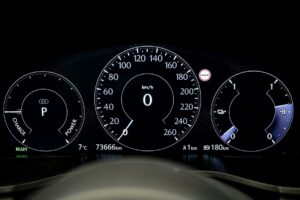 Mazda CX-60 2023 8/17