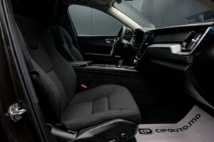 Volvo XC60 2021 6/14