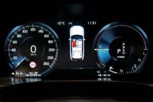 Volvo XC60 2021 8/14