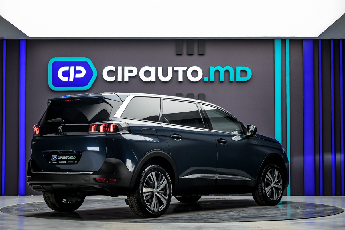 Peugeot 5008 2022 3/15