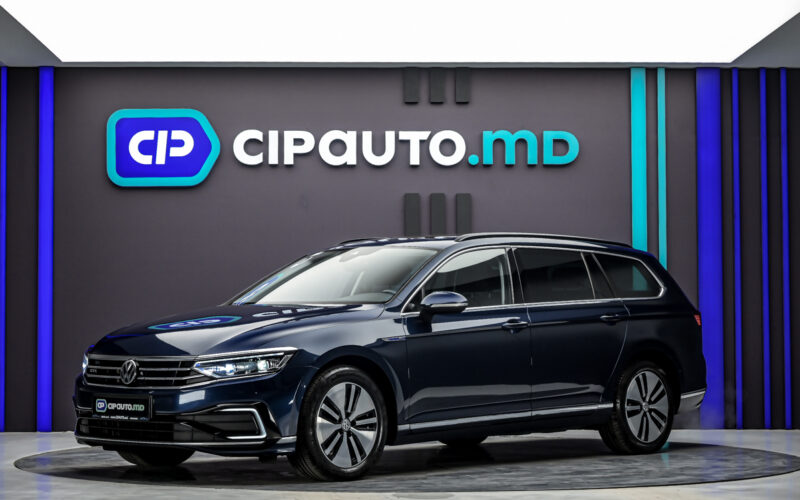 Volkswagen Passat 2020 - 137 000 km - Plug-in Hybrid - Automată