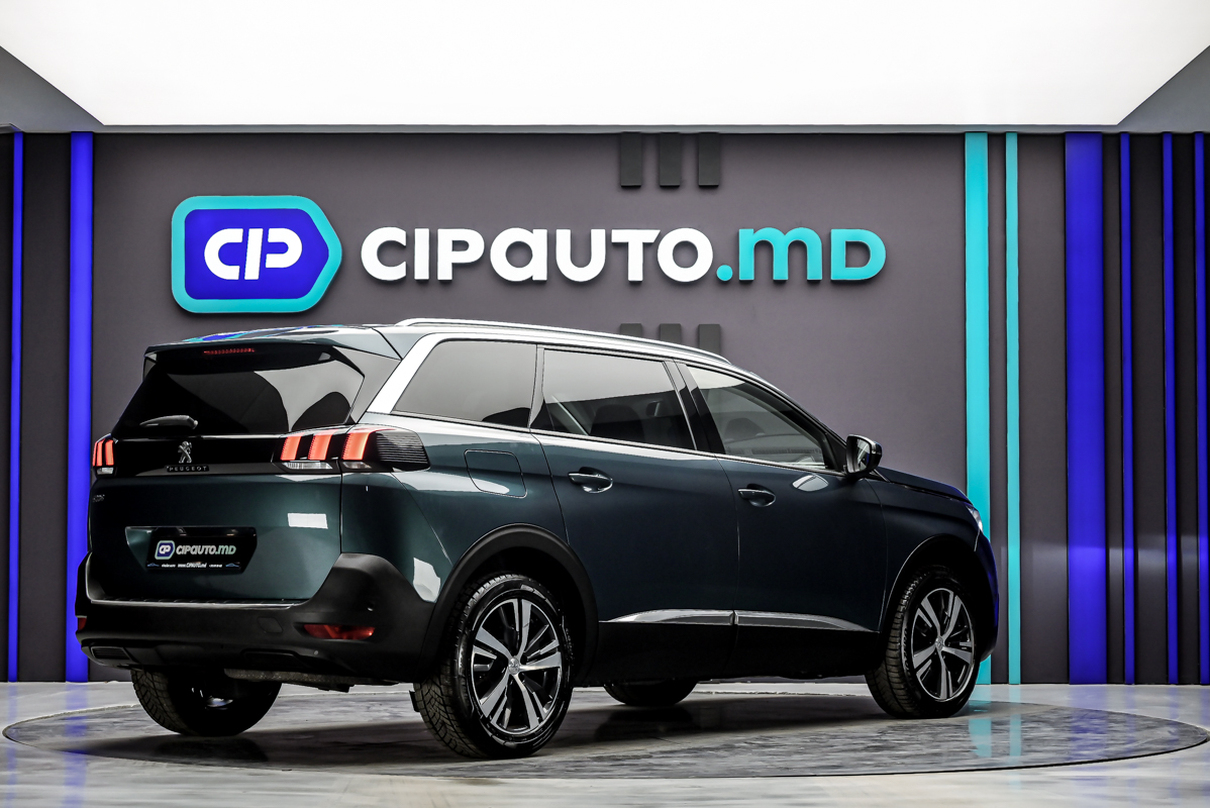 Peugeot 5008 2018 3/16