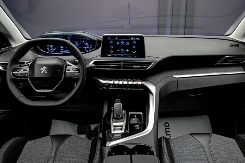 Peugeot 5008 2018 5/16