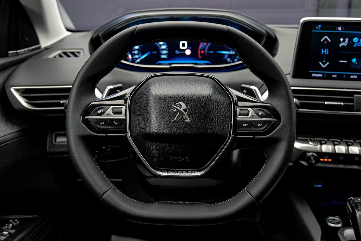 Peugeot 5008 2018 10/16