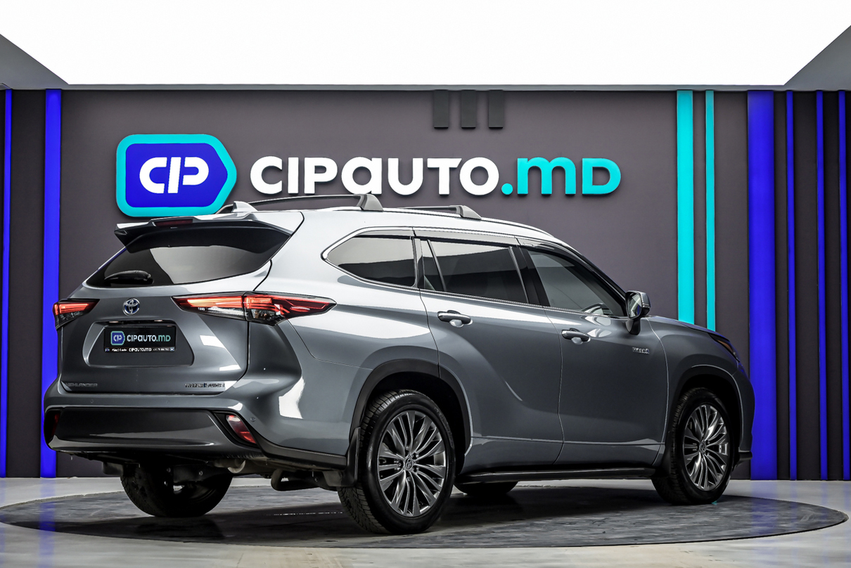 Toyota Highlander 2021 3/16