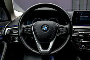 BMW 5 Series 530e2018 9/17