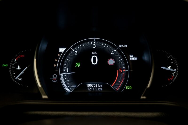 Renault Megane 2018 8/14