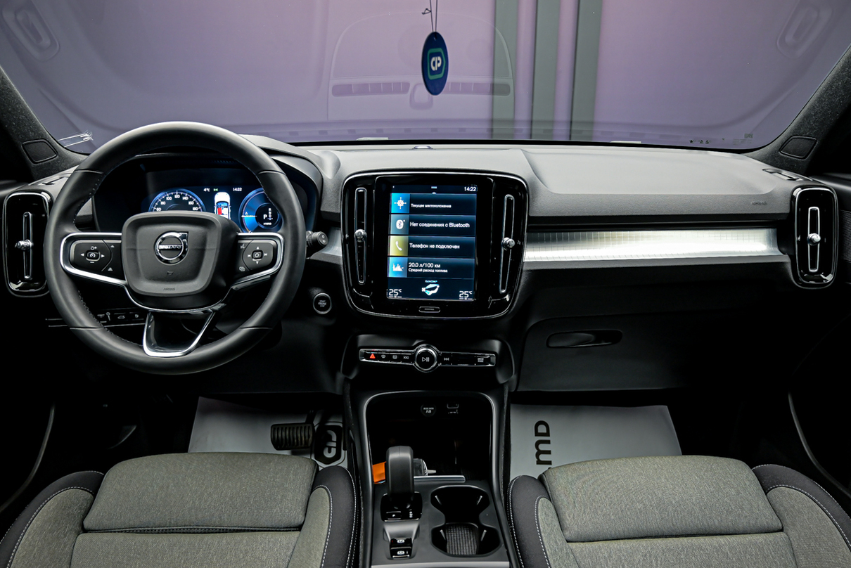 Volvo XC40 2022 5/17