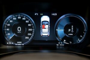 Volvo XC40 2022 8/17