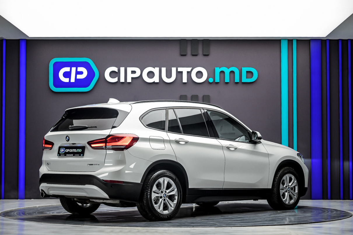 BMW X1 25e2021 3/15