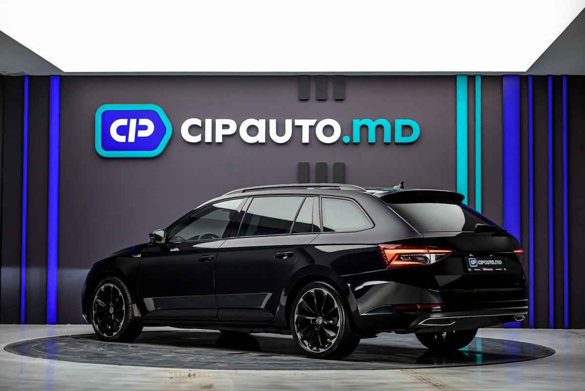 Skoda Superb 2020 2/14