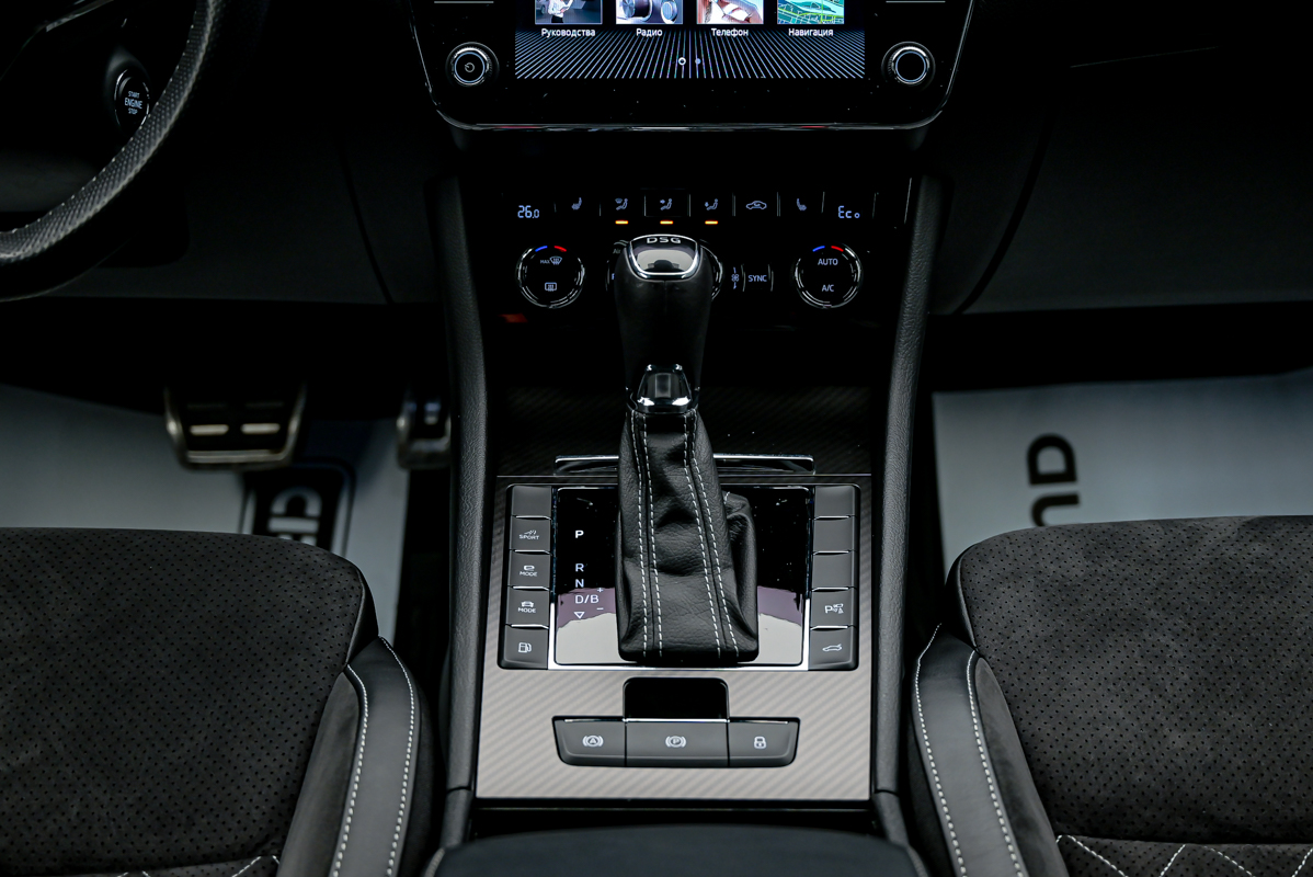 Skoda Superb 2020 11/14