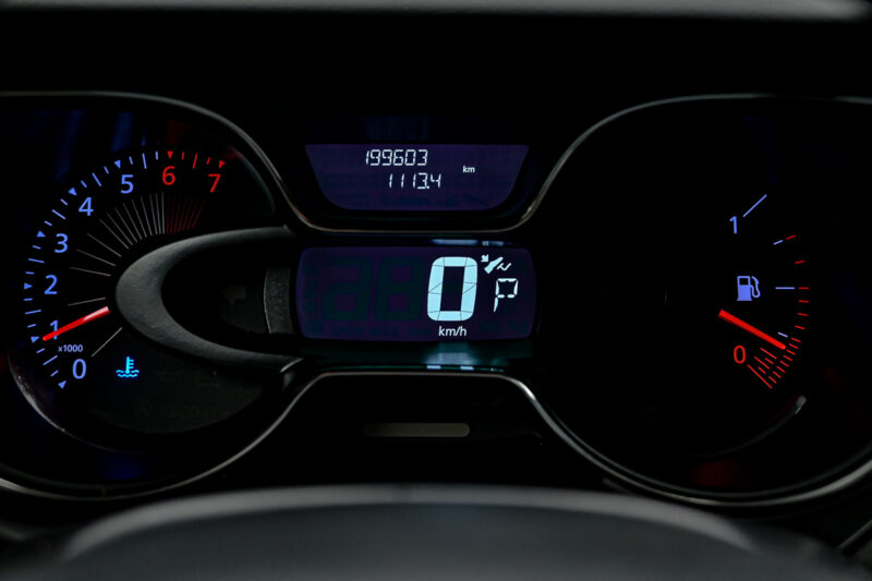 Renault Captur 2016 8/13