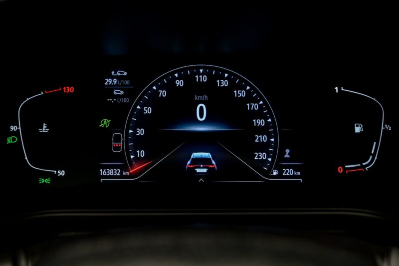 Renault Megane 2021 8/14