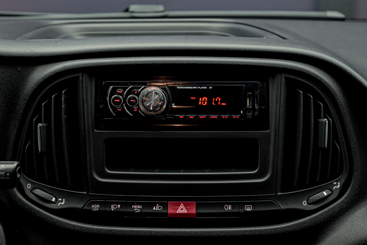 Fiat Doblo 2017 10/12