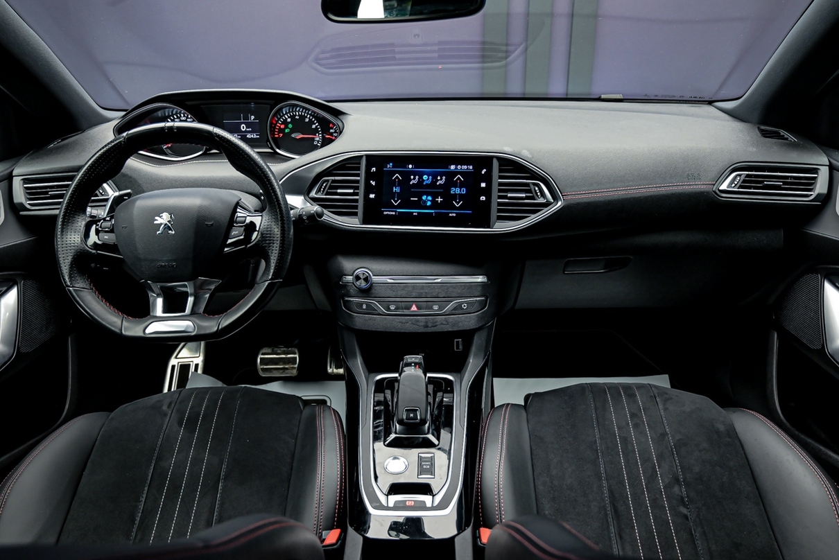 Peugeot 308 2020 5/15