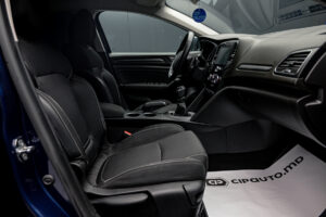 Renault Megane 2019 6/12