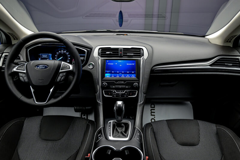 Ford Mondeo 2020 5/13