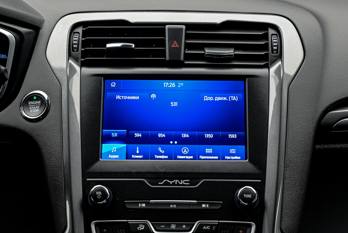 Ford Mondeo 2020 10/13