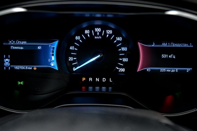 Ford Mondeo 2020 8/13