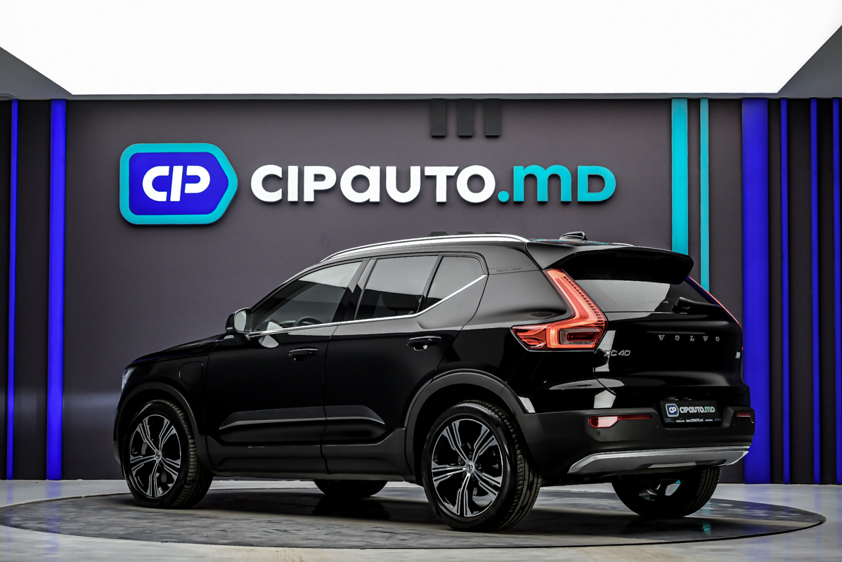 Volvo XC40 2020 2/14