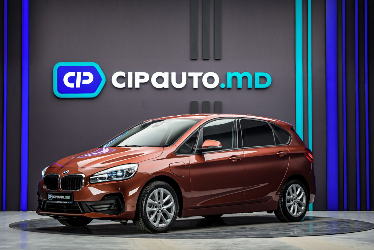 BMW 2 Series Active Tourer 2021 - 51 000 км - Плаг-ин гибрид - Automată