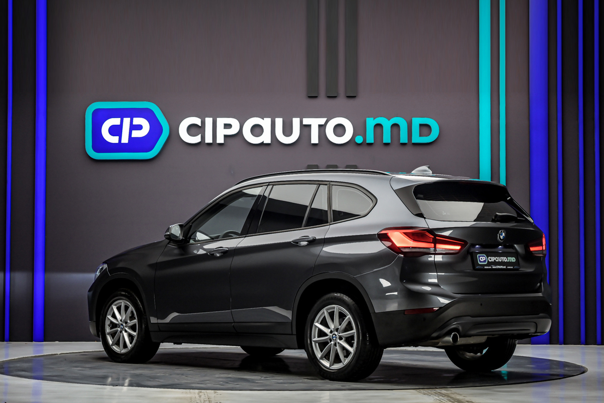 BMW X1 16d2020 2/15